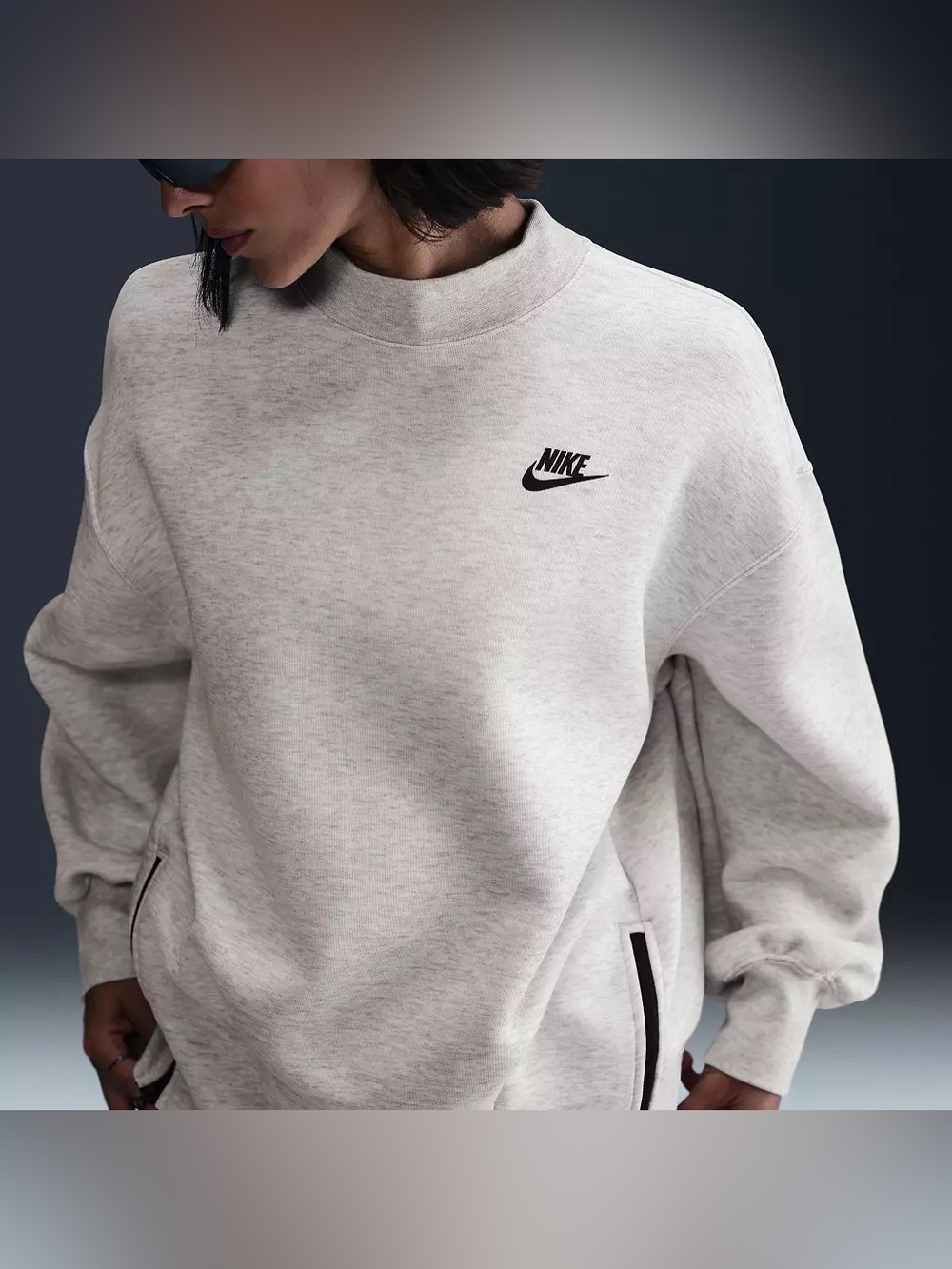 NWT $115 Nike Women's Sportswear Tech Fleece Oversized Sweatshirt XL Gray
